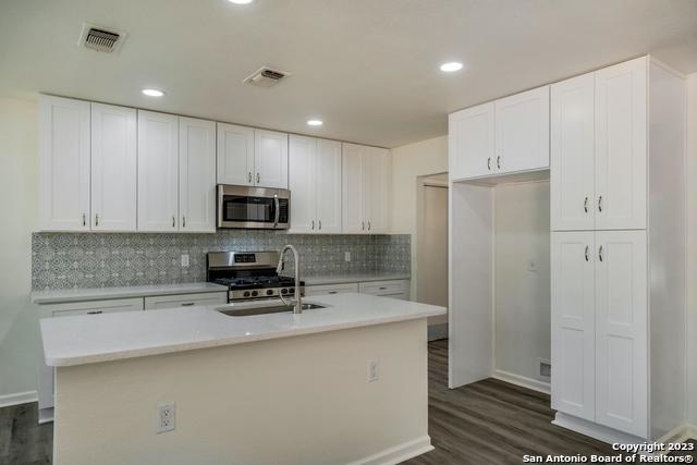 Image 14 of 29 For 306 Antler Dr