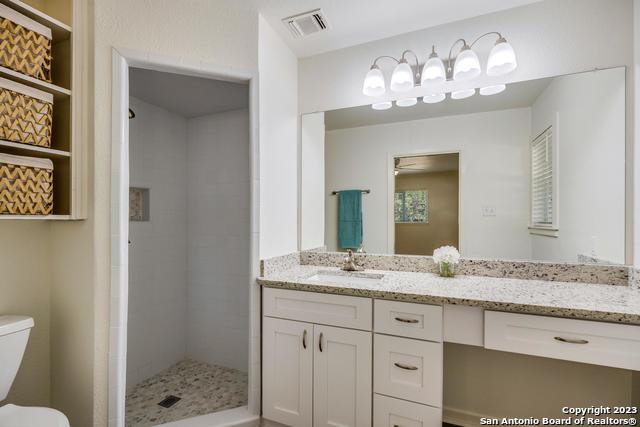 Image 22 of 29 For 306 Antler Dr