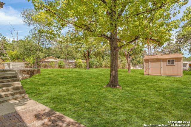 Image 29 of 29 For 306 Antler Dr