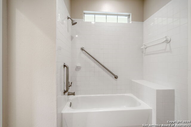 Image 27 of 42 For 214 Mallard Point