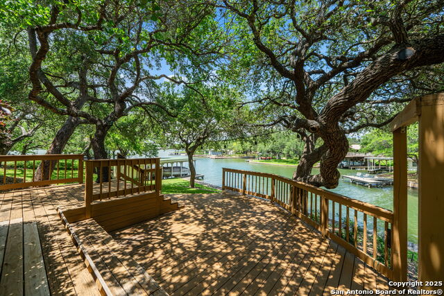 Image 36 of 42 For 214 Mallard Point