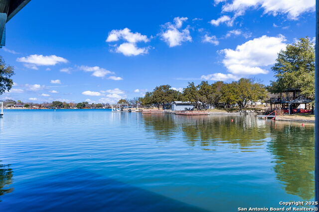 Image 4 of 42 For 214 Mallard Point