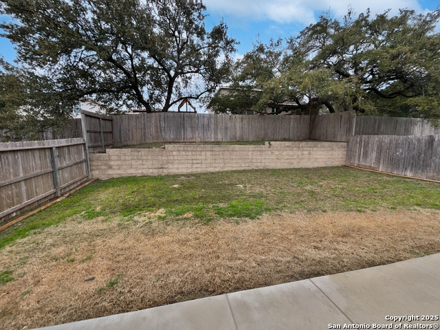 Image 19 of 19 For 823 Cowhide Dr