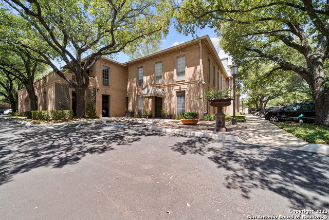 Details for 7707 Broadway  14, San Antonio, TX 78209