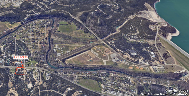 Listing photo id 0 for 13102 Fm 306