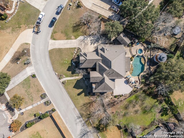 Image 36 of 38 For 9014 Woodland Pass