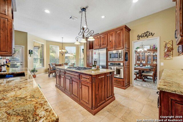 Image 4 of 38 For 9014 Woodland Pass