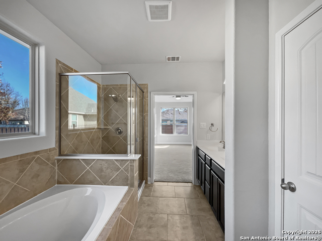 Listing photo id 17 for 30072 Cibolo Gap