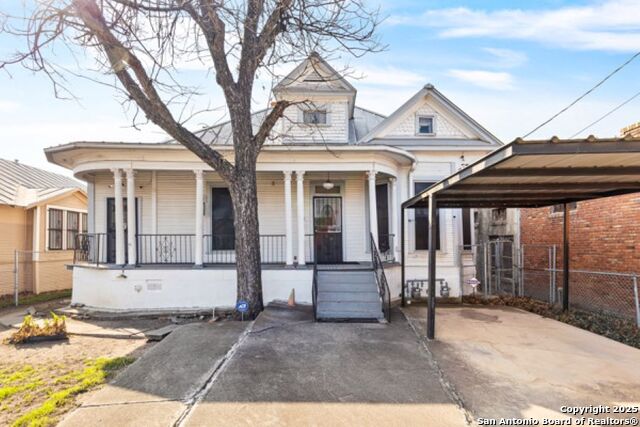Image 3 of 20 For 1107 Hackberry St S