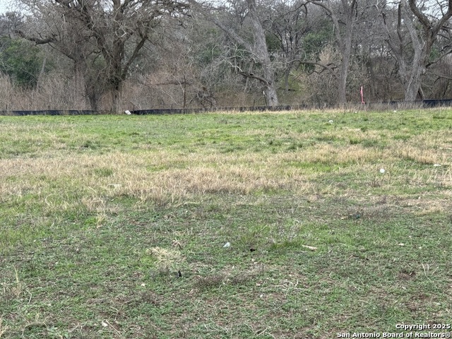 Image 7 of 8 For 765 Comal Creek