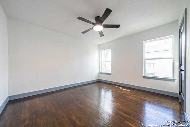 Image 24 of 40 For 1832 Woodlawn Ave W