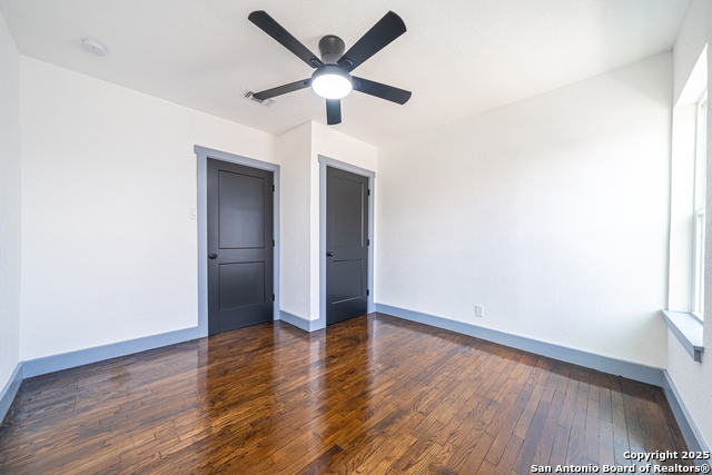 Image 27 of 40 For 1832 Woodlawn Ave W