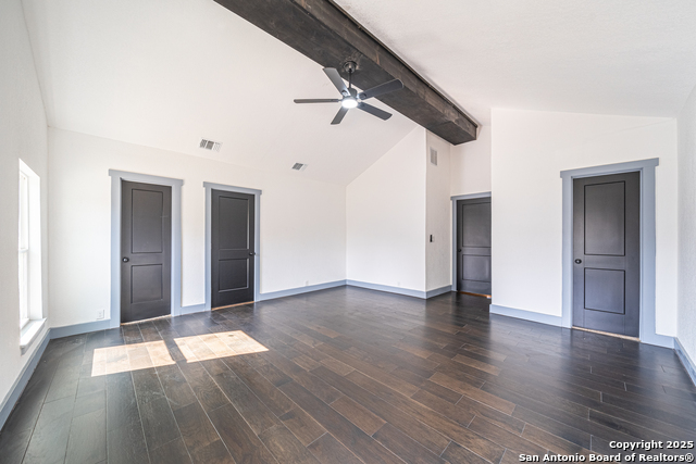 Image 29 of 40 For 1832 Woodlawn Ave W