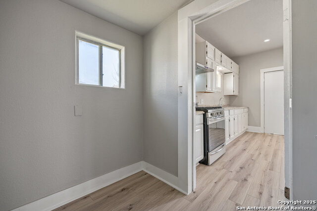 Image 19 of 25 For 910 Piedmont Ave