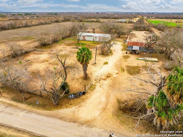 Details for 1545 County Road 665, Devine, TX 78016