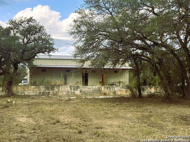 Details for 52 Timbers Lane, Leakey, TX 78873