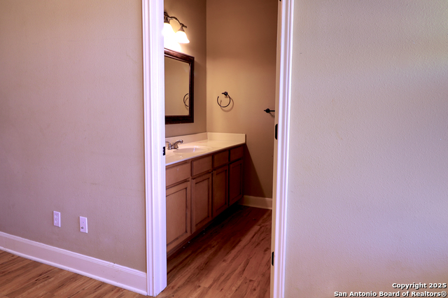 Listing photo id 12 for 136 Jasper Ln