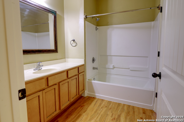 Listing photo id 17 for 136 Jasper Ln
