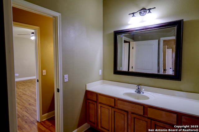 Listing photo id 18 for 136 Jasper Ln