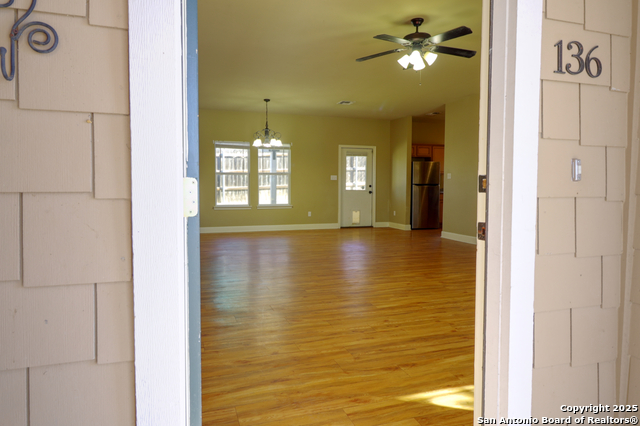 Listing photo id 1 for 136 Jasper Ln
