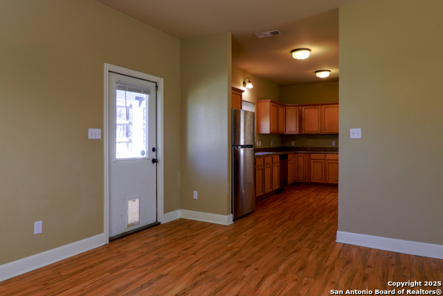 Listing photo id 7 for 136 Jasper Ln