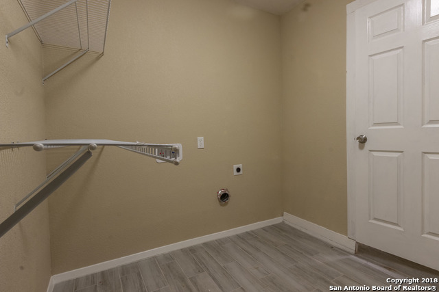Image 21 of 25 For 6907 Palm Bay
