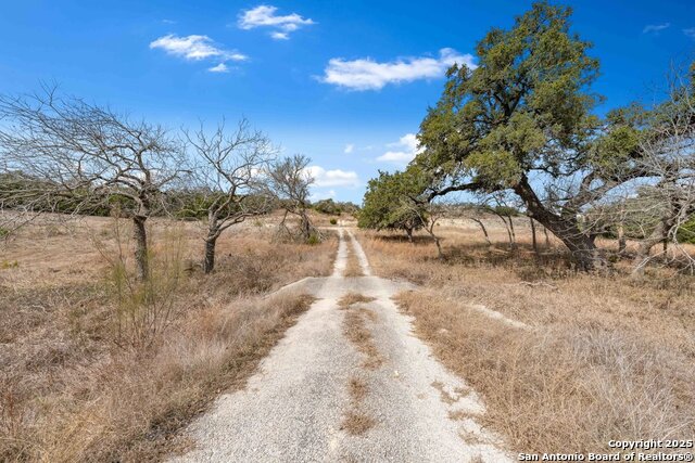 Image 15 of 17 For 3536 Comal Springs