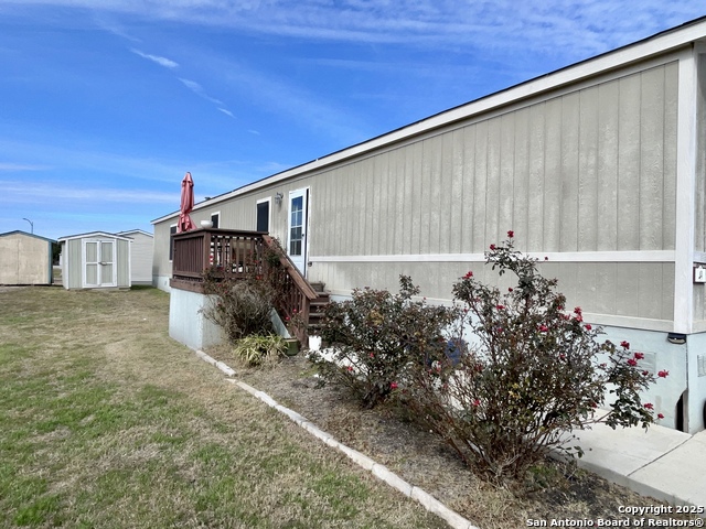 Listing photo id 13 for 7151 Woodlake Pkwy, Lot 49