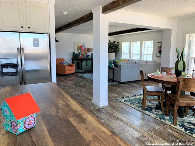 Listing photo id 27 for 4915 Palomino Way