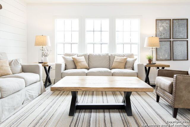 Listing photo id 28 for 4915 Palomino Way