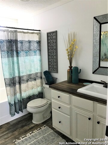 Listing photo id 36 for 4915 Palomino Way