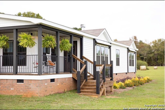 Listing photo id 3 for 4915 Palomino Way