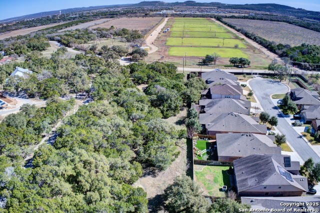Image 5 of 16 For 29065 Bulverde Rd
