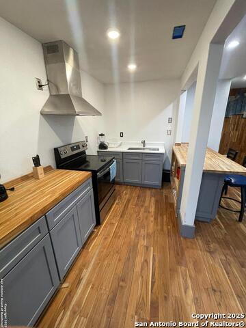 Listing photo id 16 for 13635 Bulverde Rd
