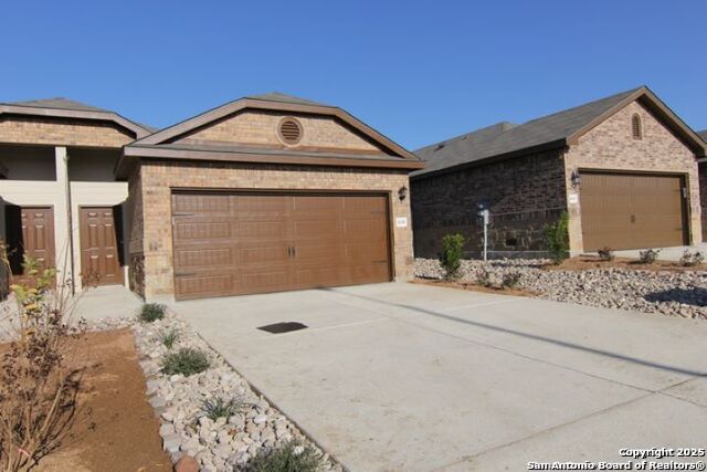 Details for 1037-1039 Carolyn Cv, New Braunfels, TX 78130