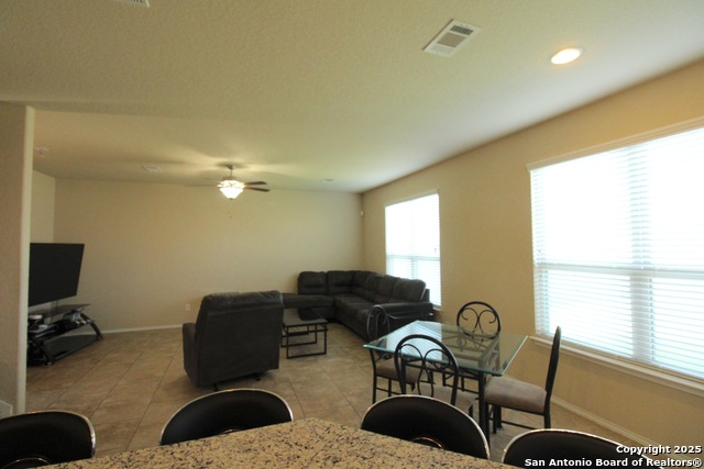 Image 5 of 21 For 6503 Candlecrest Ct