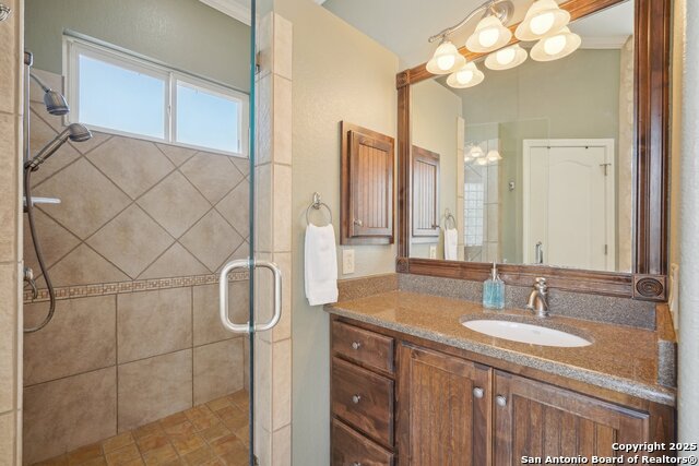 Listing photo id 14 for 326 River Valley Rd