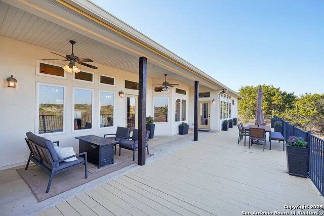Listing photo id 25 for 326 River Valley Rd
