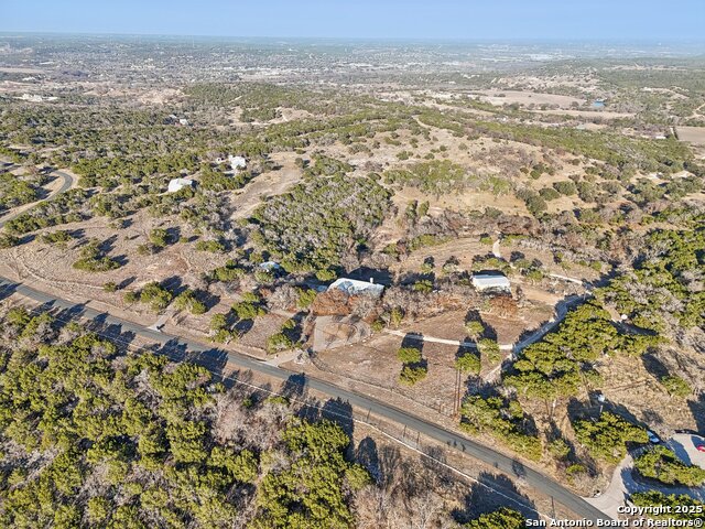 Listing photo id 48 for 326 River Valley Rd
