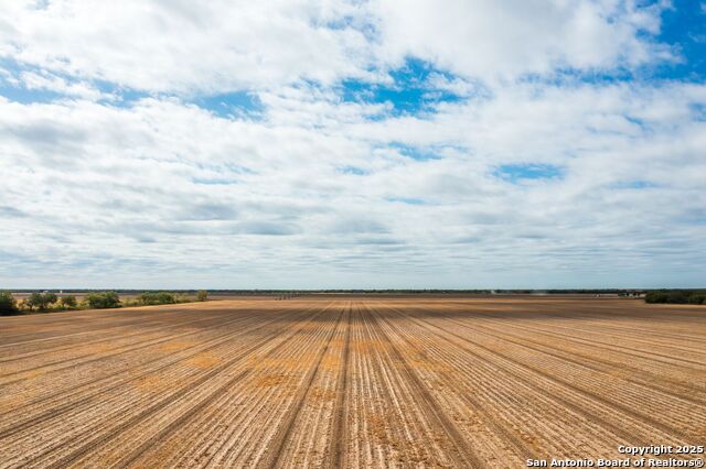 Listing photo id 1 for County Rd 4017 Cr 4017