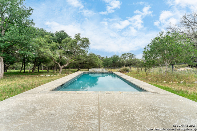 Image 41 of 41 For 5693 Comal Vista