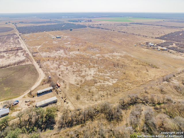 Image 5 of 17 For 6915 Fm 2200