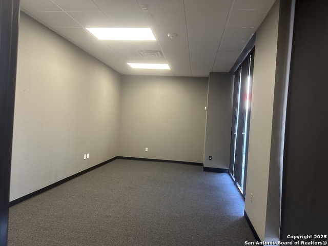 Listing photo id 9 for 12223 San Pedro