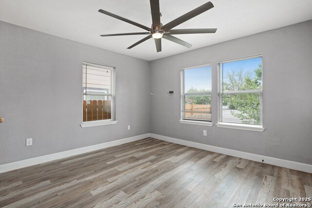 Image 6 of 29 For 204 Vine St  