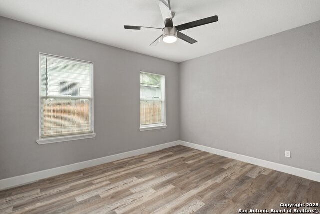 Image 8 of 29 For 204 Vine St  