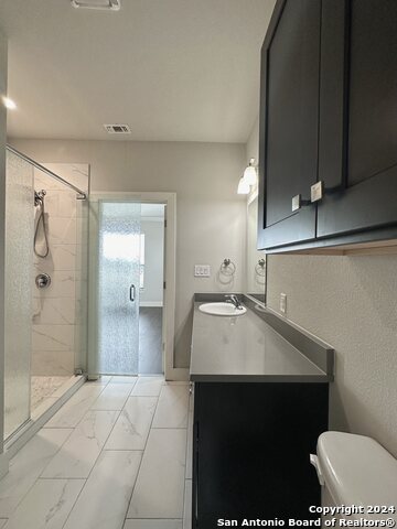 Image 7 of 10 For 831 Terrell Rd  101