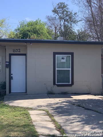 Details for 1602 W Hollywood Ave, San Antonio, TX 78201