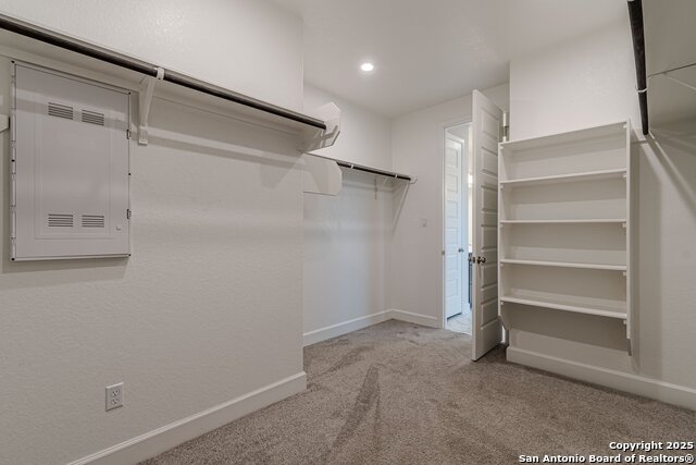 Image 26 of 52 For 9927 Cavvy Trl