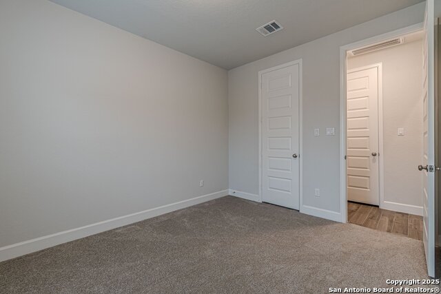 Image 28 of 52 For 9927 Cavvy Trl