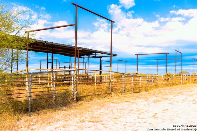 Image 16 of 40 For 2741 Fm 2924